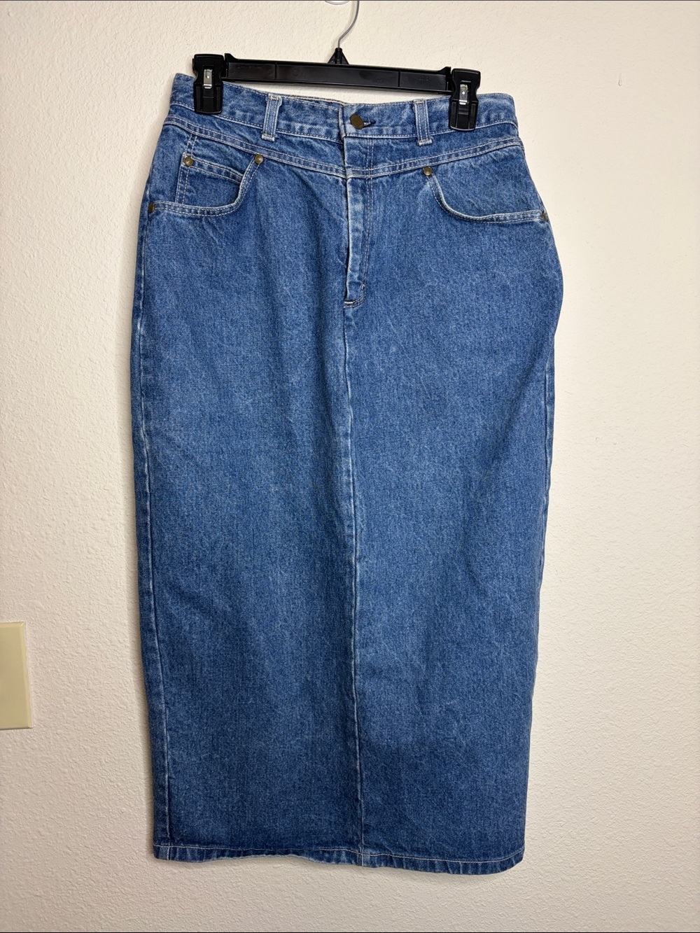 Levi’s | Vintage Women’s Denim Midi Skirt Size 12